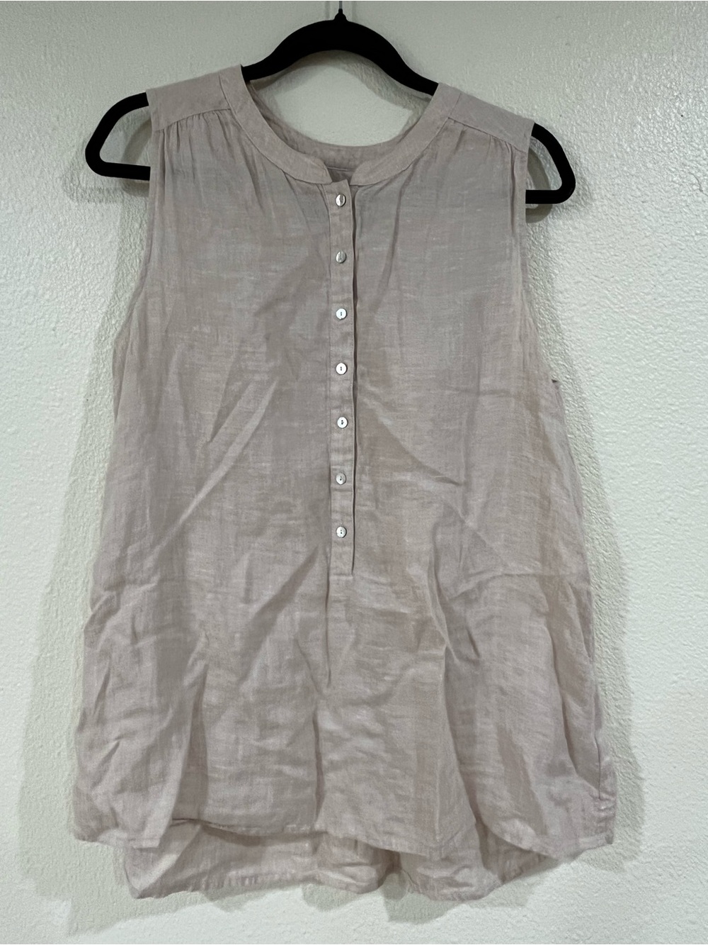 Tahari Sleeveless Button-Front Camisole in Light Taupe